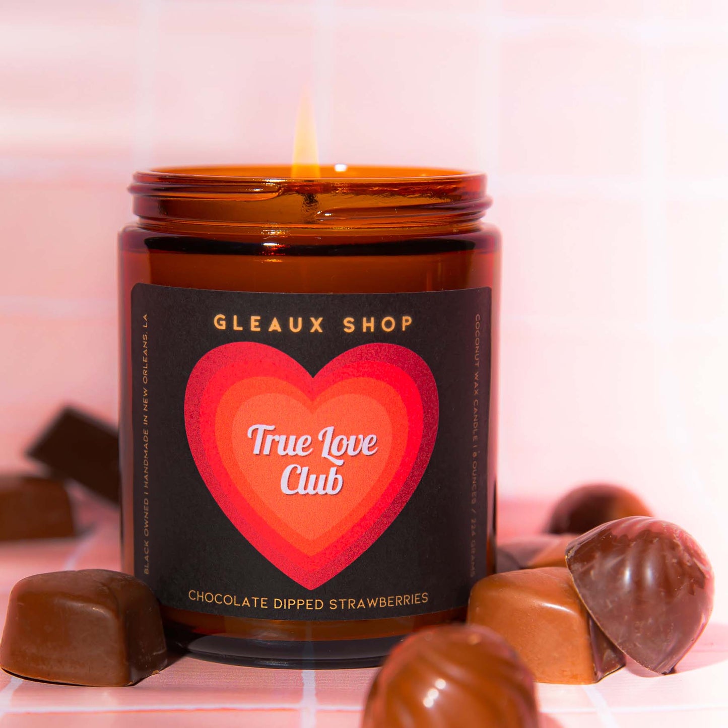 Love Club: Chocolate Dipped Strawberries 8 oz Scented Coconut Wax Candle